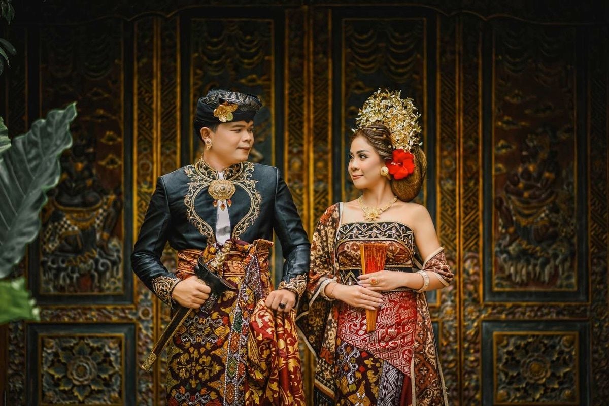 Dek Adek & Suja