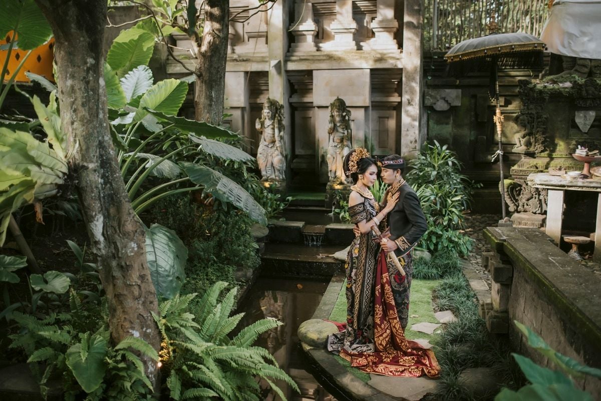 Hayudha & Ariska